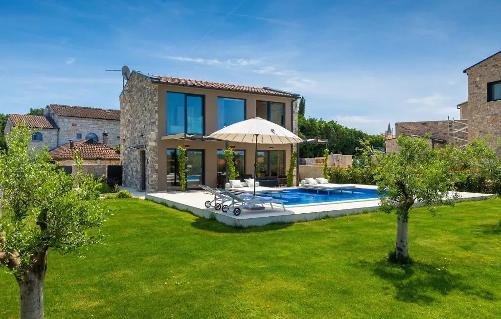 Villa Petrush By Villas Guide Bale
